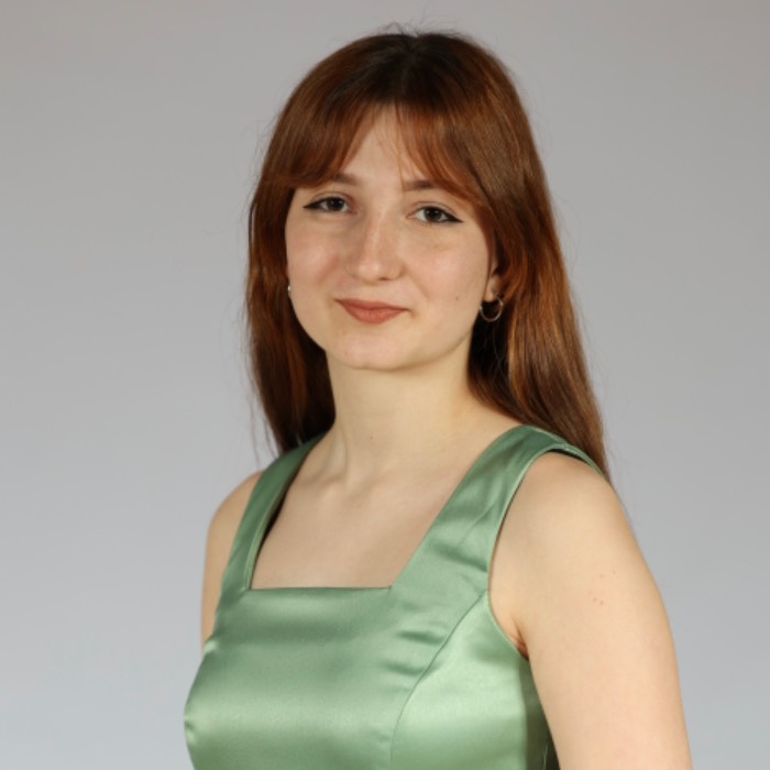 Zsófia Sárvári
