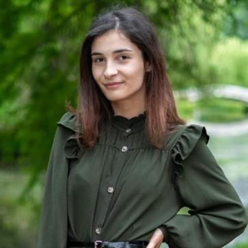 ANDREEA VLADESCU