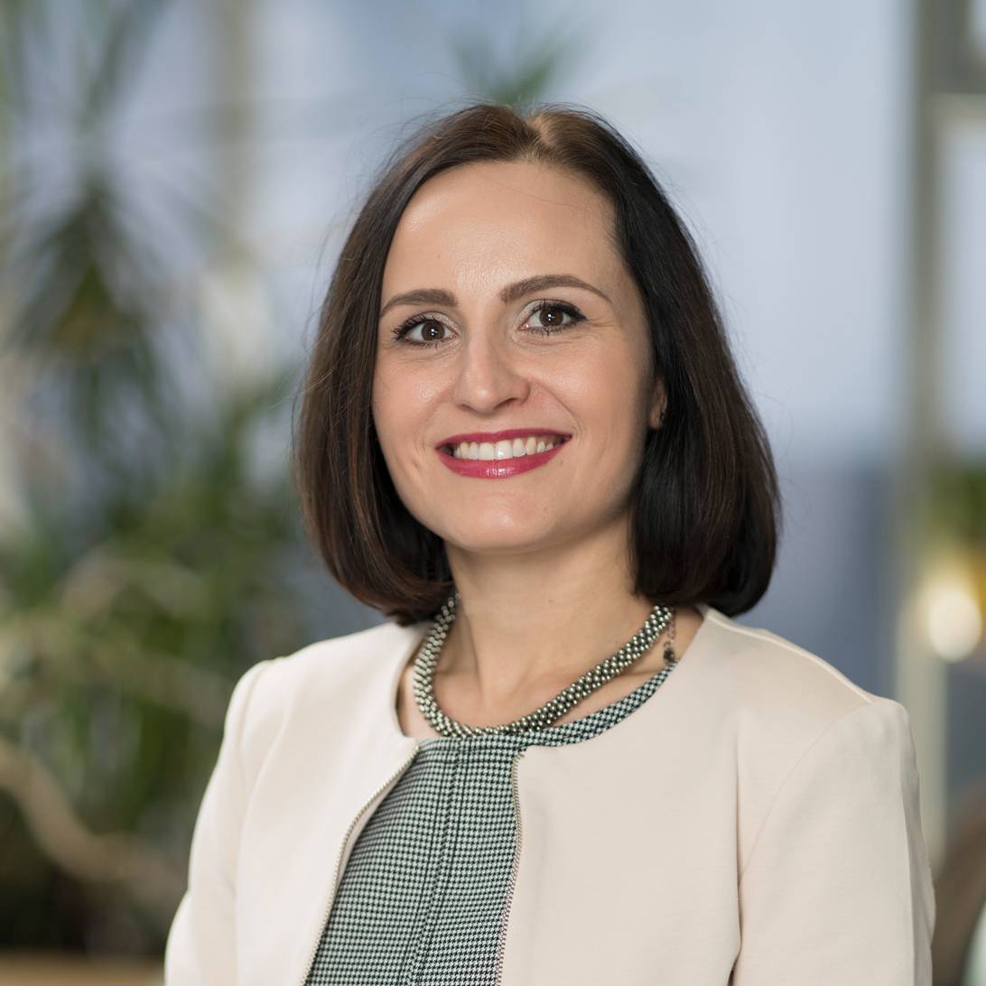 Anca CĂLIMĂNEANU