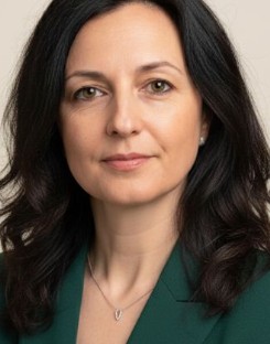 Cristina Ghionoiu