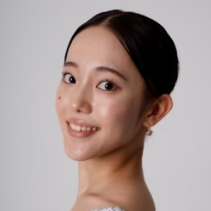 Yura Hanasaka